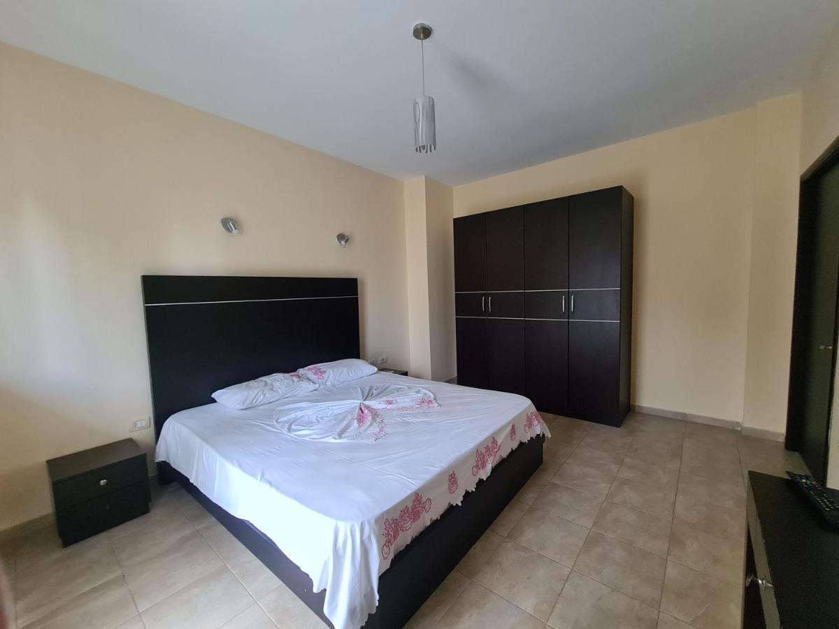 Hotel Kukesi Lini Kültér fotó