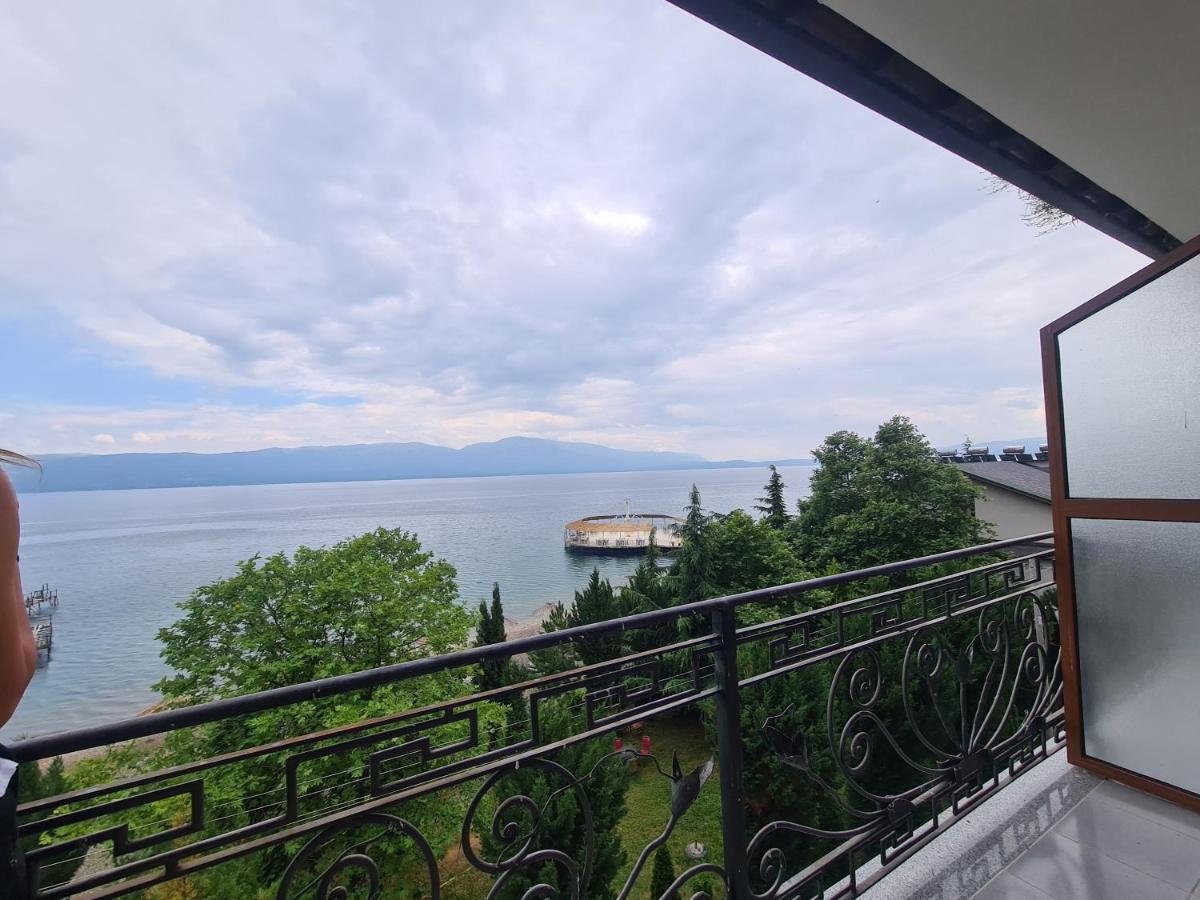 Hotel Kukesi Lini Kültér fotó