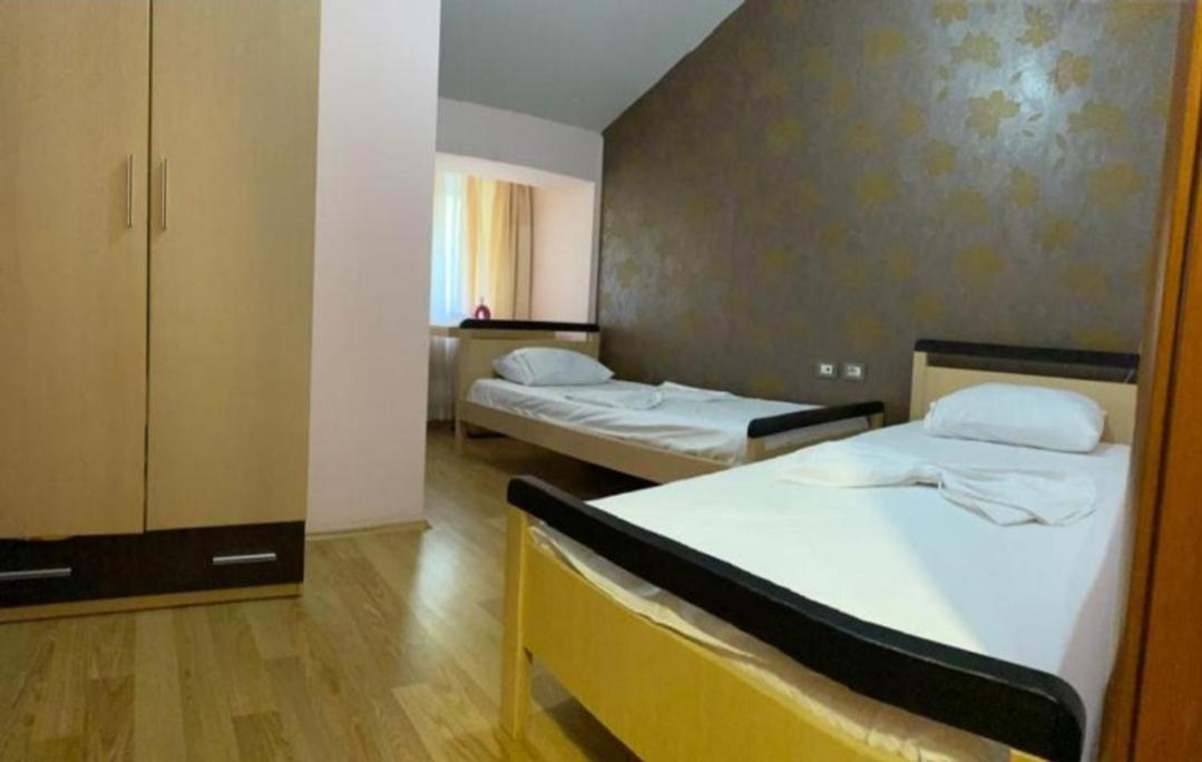 Hotel Kukesi Lini Kültér fotó